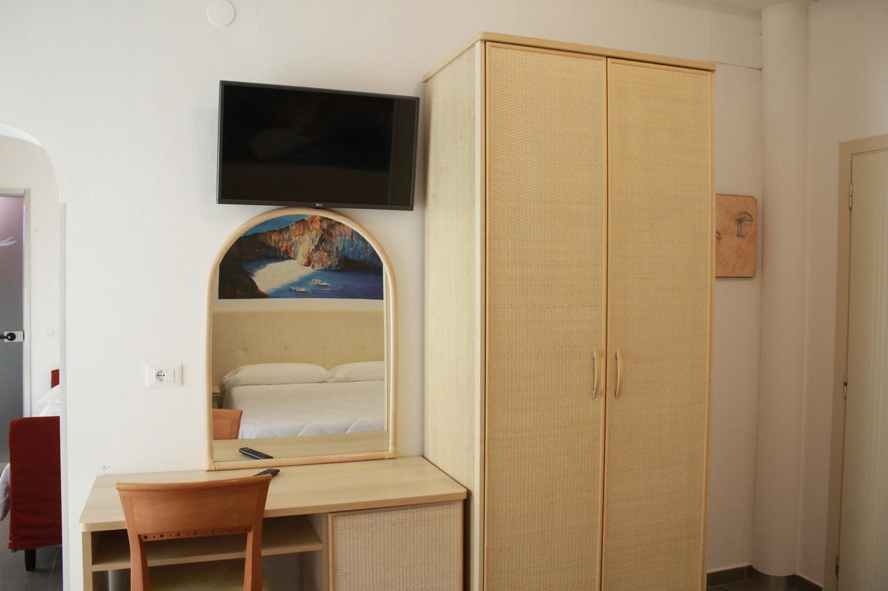 Hotel Le Stanze Del Pescatore Bellaria-Igea Marina Exterior foto